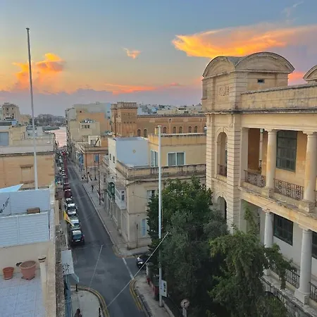 Homestay With Private Bathroom Sliema