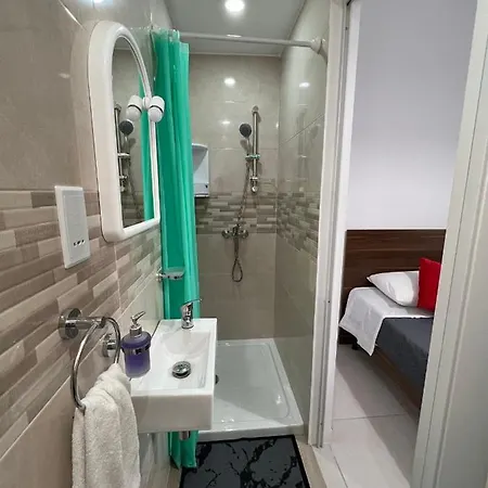 With Private Bathroom Quarto em Acomodações Particulares